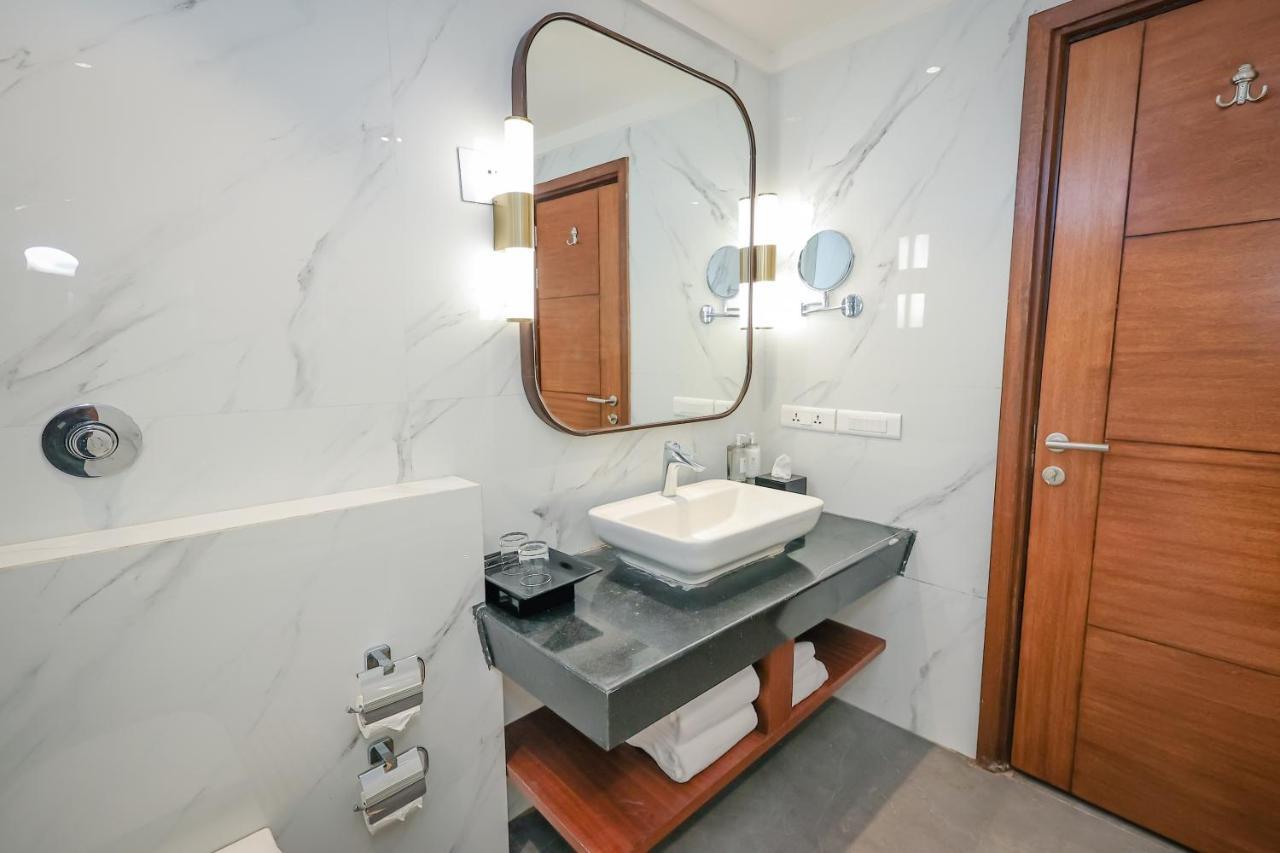 Regenta Dehradun By Royal Orchid Hotels Limited Exteriér fotografie
