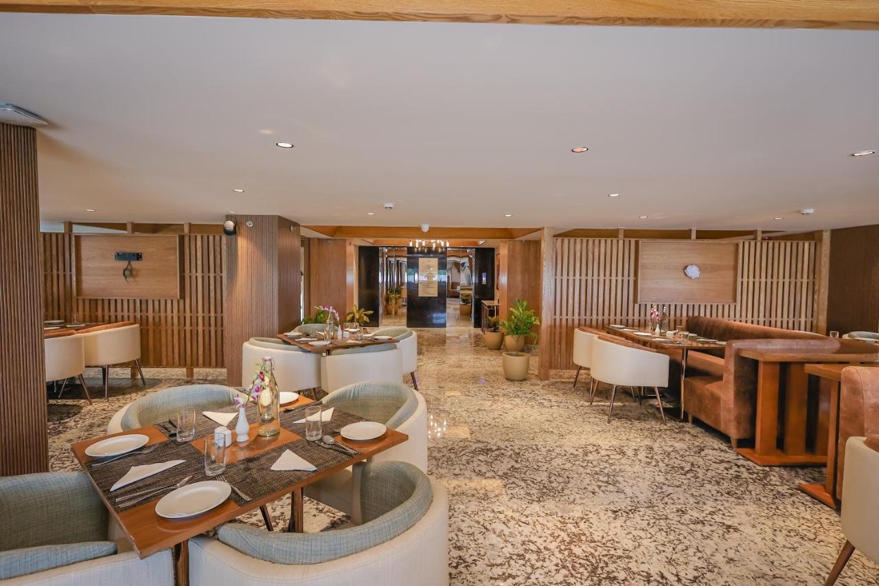 Regenta Dehradun By Royal Orchid Hotels Limited Exteriér fotografie